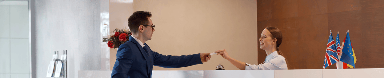 Skärmar för hotell och restaurang